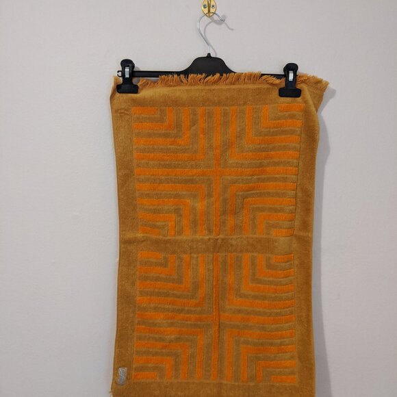 Vintage designer cotton Yves Saint Laurent hand towel, mid-century style - Picture 1 of 6